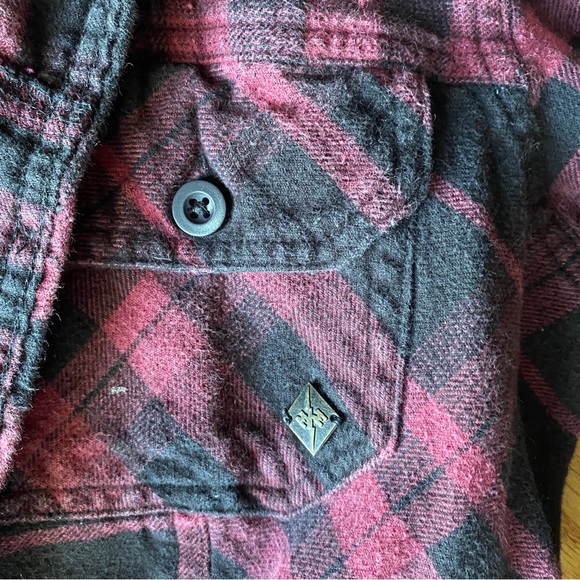 Metal Mulisha red and black flannel button up - Picture 6 of 7